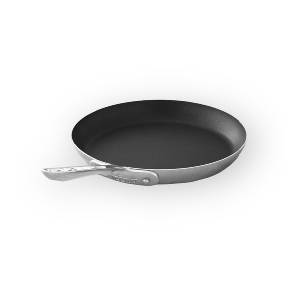 All-Clad ★ D5® Stainless Steel Nonstick Omelette 9” Fry Pan ★ Stainless Steel ★ - Picture 5 of 16